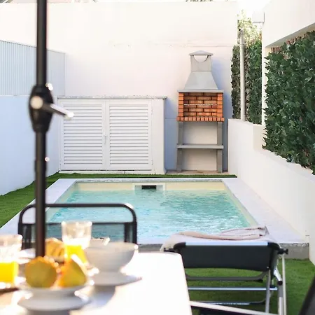 Casa De Ferias Com Piscina E