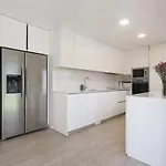 Casa De Ferias Com Piscina E Fernao Ferro